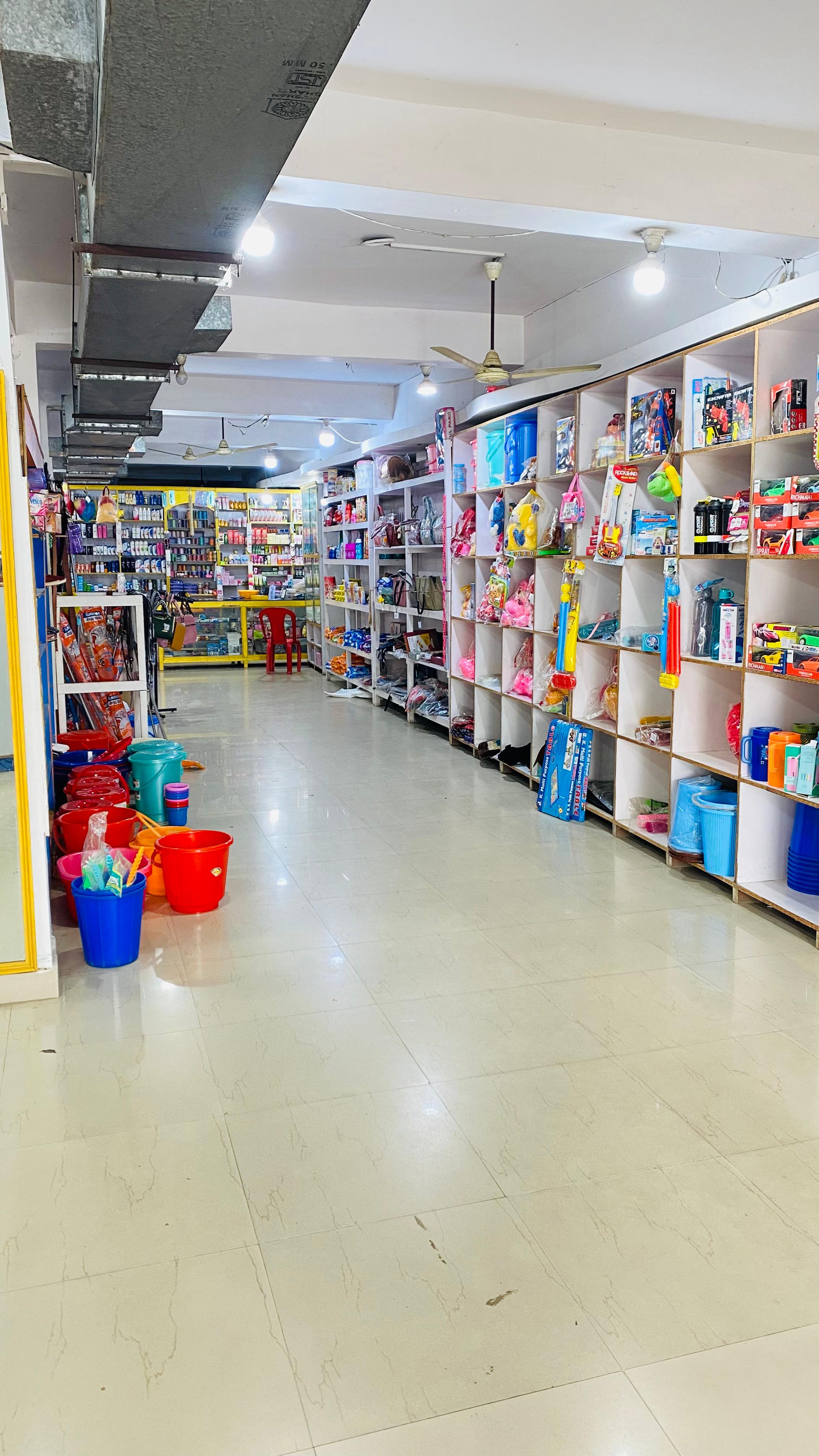 Saree collection at Poshak Mahal
